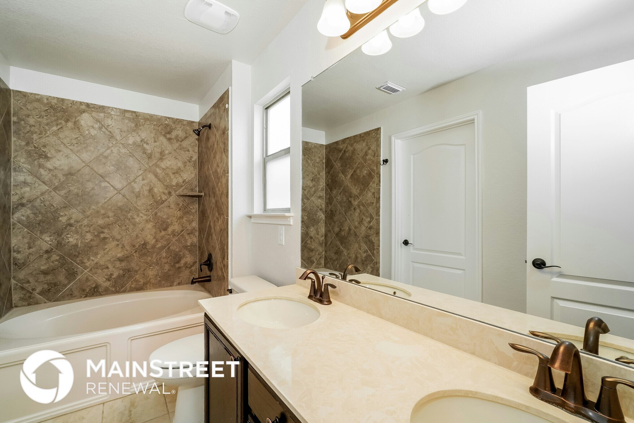 Building Photo - 7435 Bluebonnet Bay