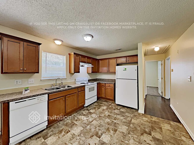 Building Photo - 7906 Lobilia Ln