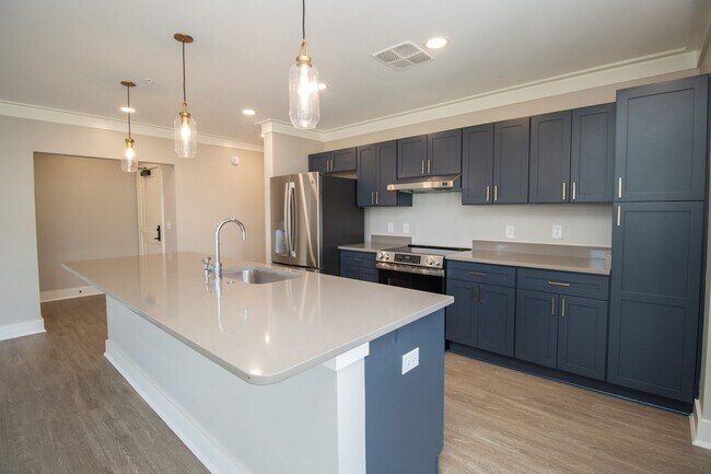 Building Photo - Modern Comfort Meets Historic Character in...