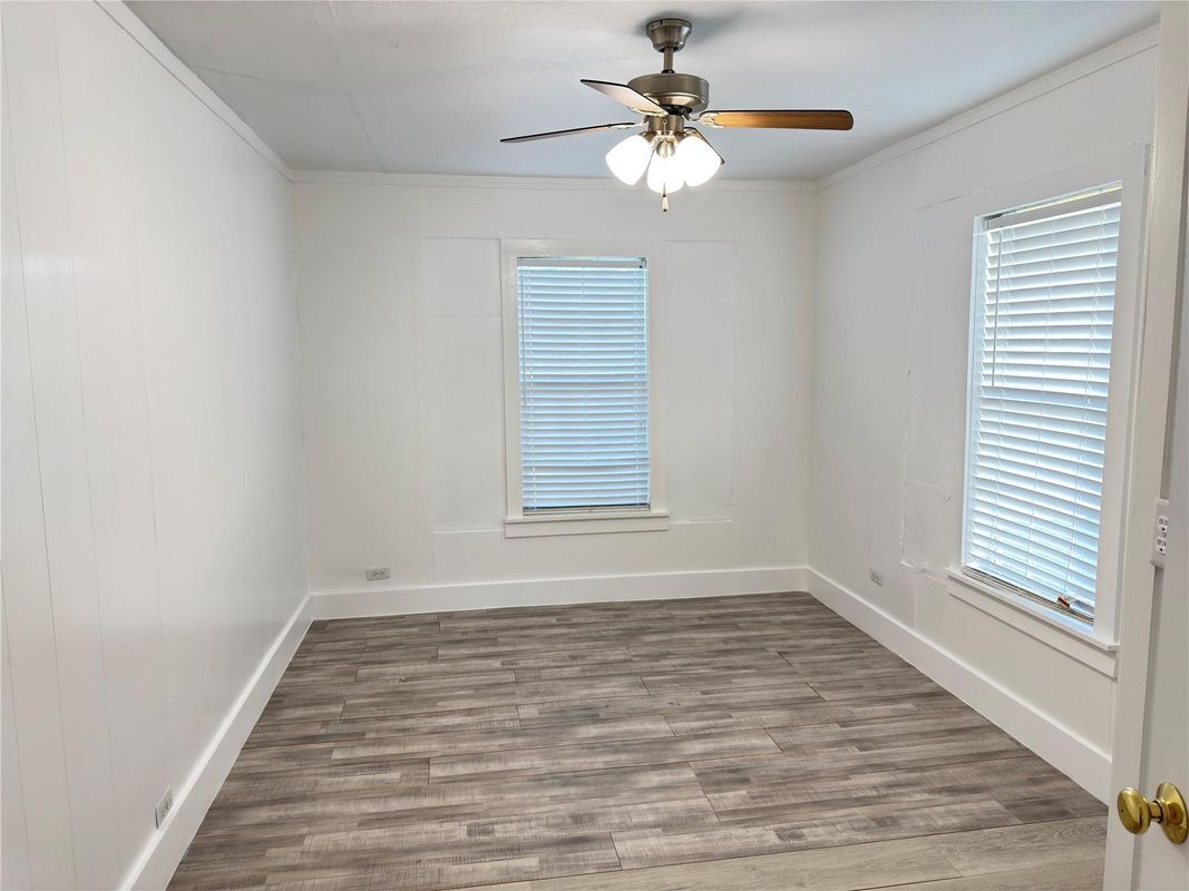 Building Photo - 1704 Lexington St