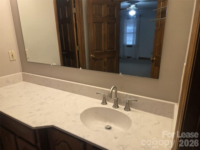 Building Photo - 1568 Triplett Rd