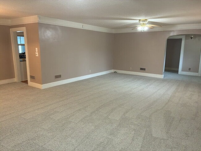 Building Photo - "Charming 3-Bedroom Retreat with 2 Full Baths in Peaceful Pelzer!"