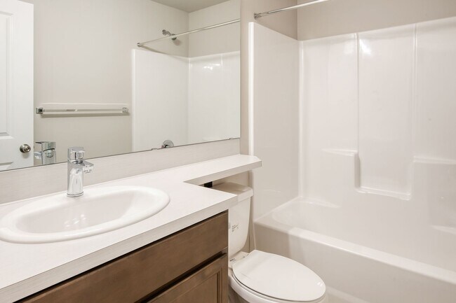 Building Photo - Newly Built 4bd 2.5ba in LSSD
