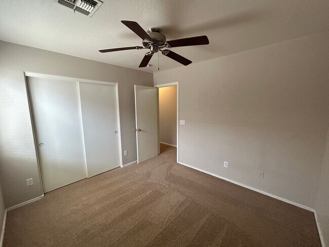 Building Photo - 16152 W Calavar Rd