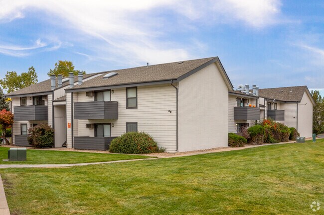 Building Photo - Miramar Apartments