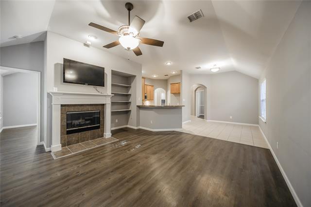 Building Photo - 8409 Luzerne Dr