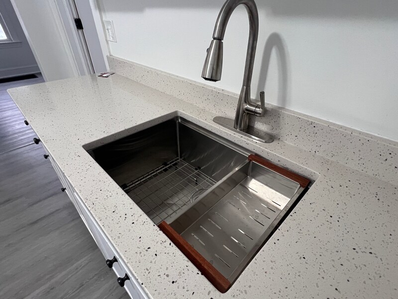 Building Photo - 4302 W 30th St