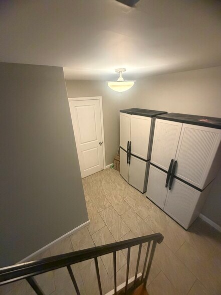 Building Photo - 14738 Springfield Ln