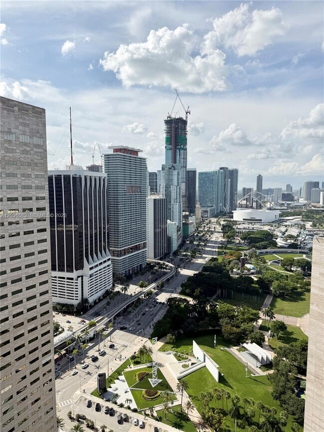Building Photo - 335 S Biscayne Blvd