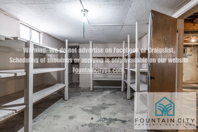 Building Photo - 1808 N Kiger Rd