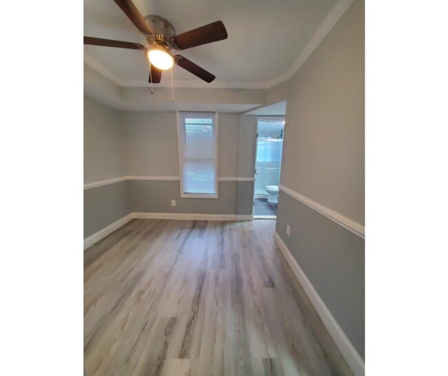 Building Photo - 3247 Magnolia Ave