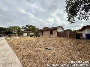 Building Photo - 2002 Cassandra St