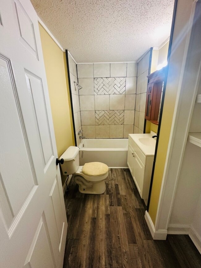 Building Photo - 4924 Dr L D Chapman St