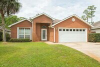 Building Photo - Spacious 4-Bedroom Sanctuary in gated comm...