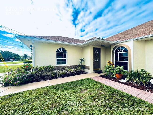 Building Photo - 1320 SE 6th Ave