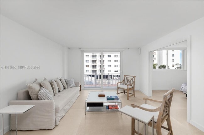 Building Photo - 345 Ocean Dr