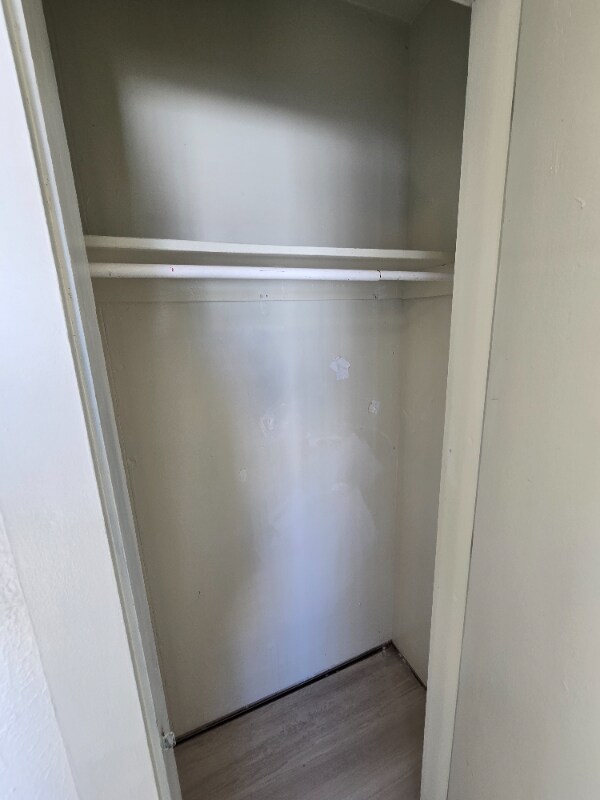 Building Photo - 106 California St SE