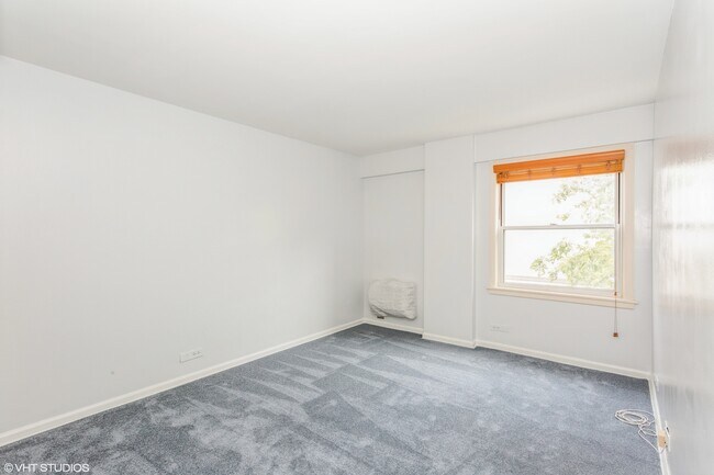 Building Photo - 1101 Grove St