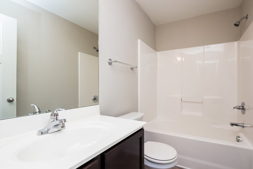 Building Photo - 408 Sweet Ashley Way