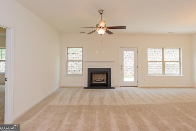 Building Photo - 10 Bayberry Cir