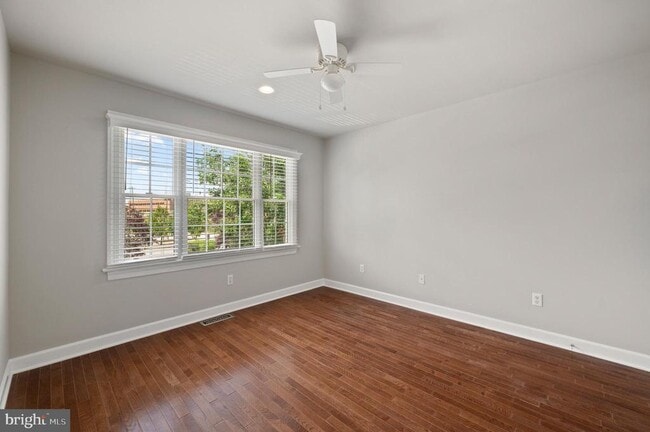 Building Photo - 721 N Sumneytown Pike