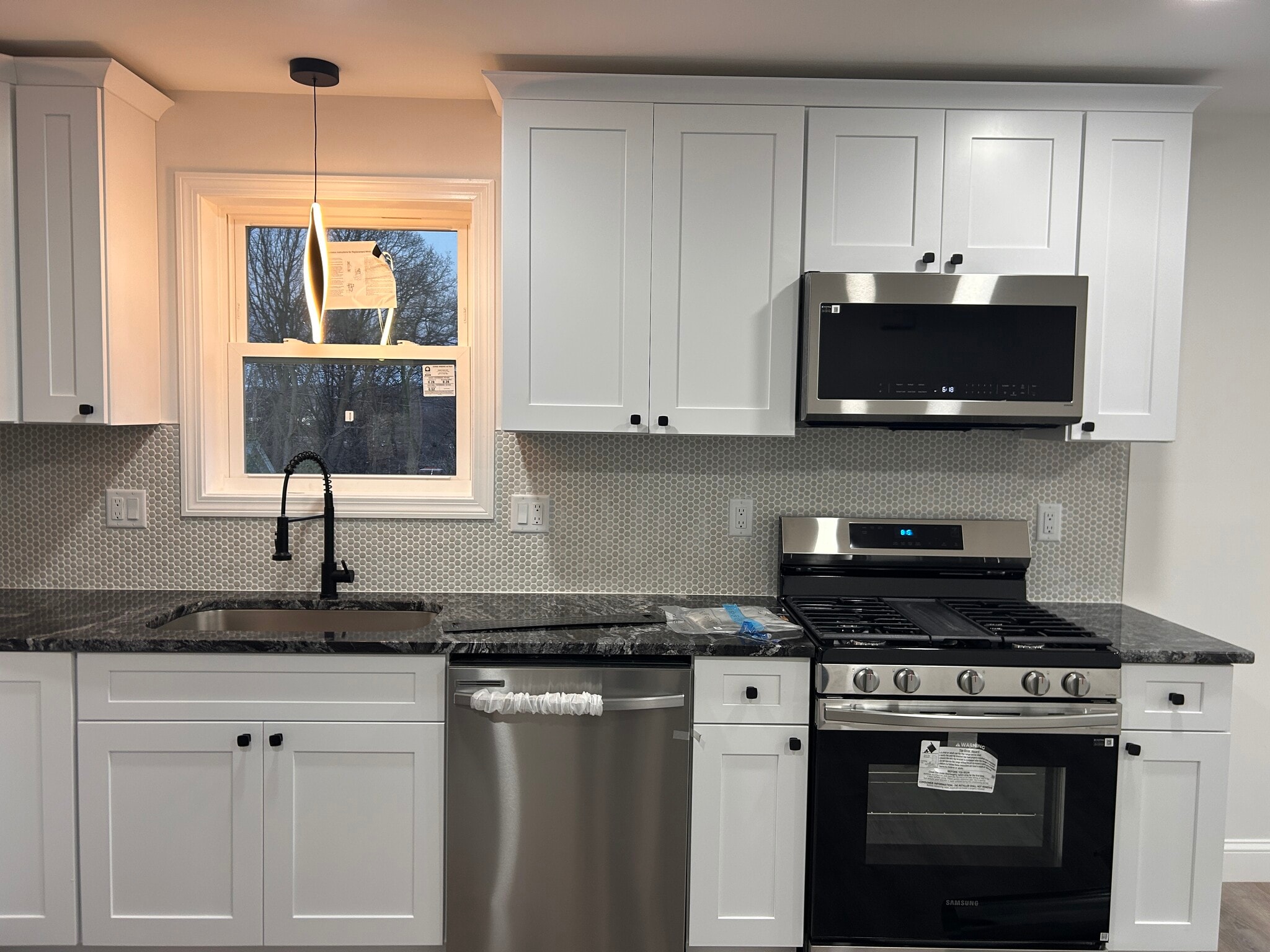 Building Photo - 116 Sherwood St