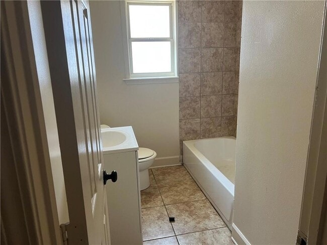 Building Photo - 3525 Jackson Blvd