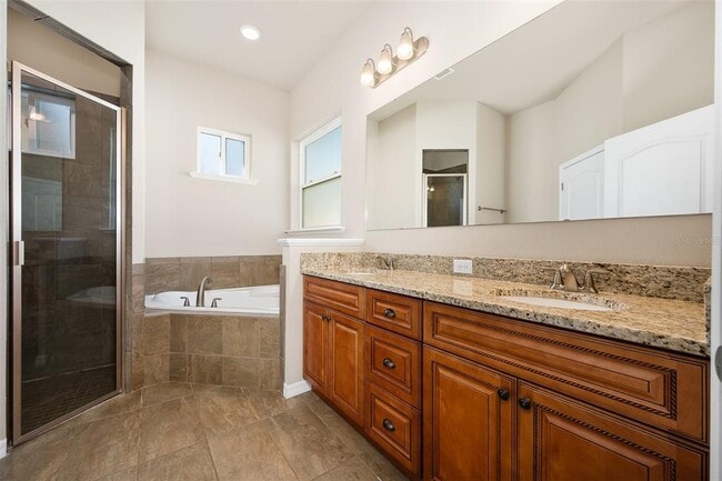 Building Photo - 2779 SW 121st Way