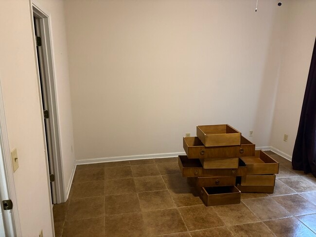 Building Photo - 1086 Cornell Pl