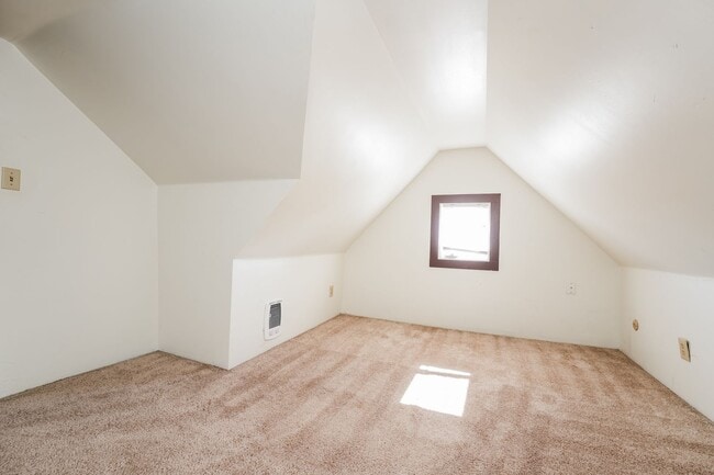 Building Photo - 2127 Harrison Ave