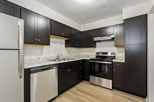 Brighton - Kitchen - Devonshire Apartments