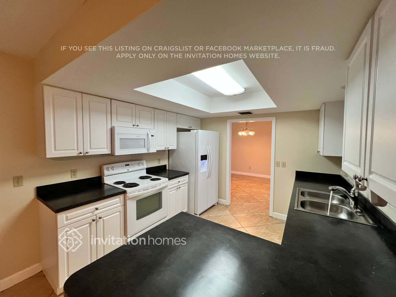 Building Photo - 737 SE Hollahan Ave