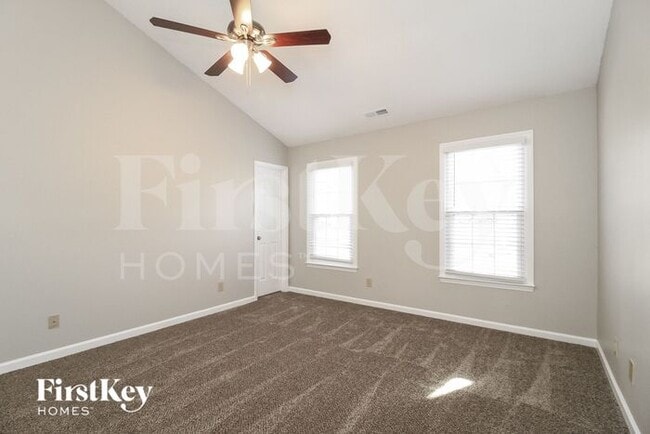 Building Photo - 7137 Avenbury Cir