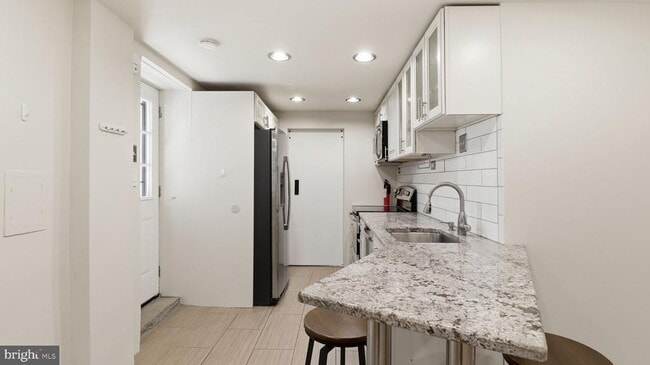 Building Photo - 1450 Harvard St NW