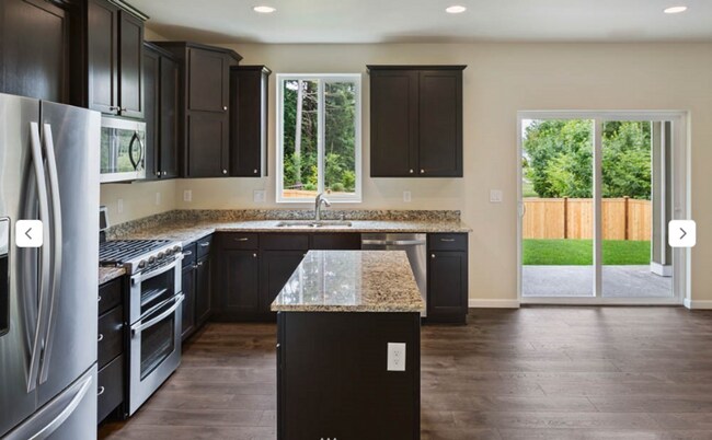 Building Photo - 5 bedroom Puyallup home with Bonus room!