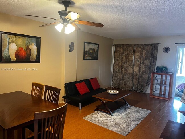 Building Photo - 1333 E Hallandale Beach Blvd