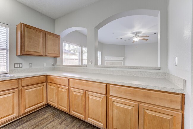 Building Photo - 12415 Silversmine Dr