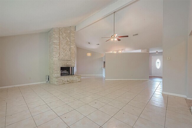 Building Photo - 19510 Westhaven Dr