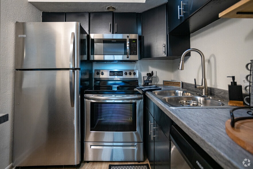 River Hills Flats 2627 Hixson Pike Chattanooga TN 37415 Apartment Finder