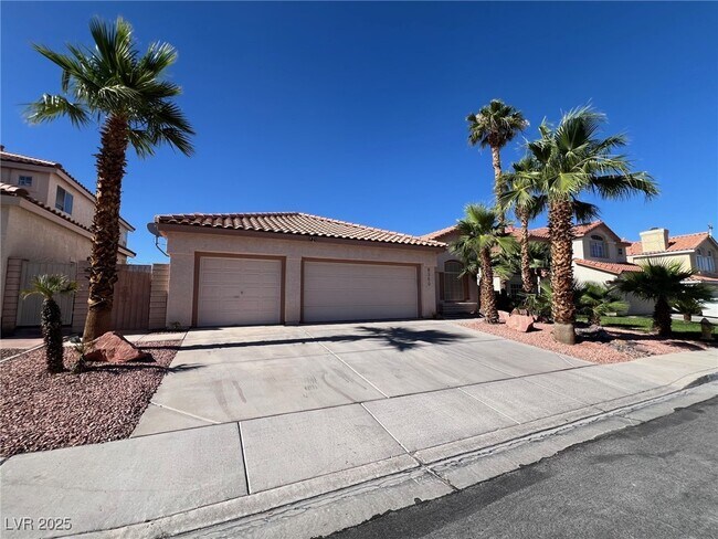 Primary Photo - 8350 Campana Dr