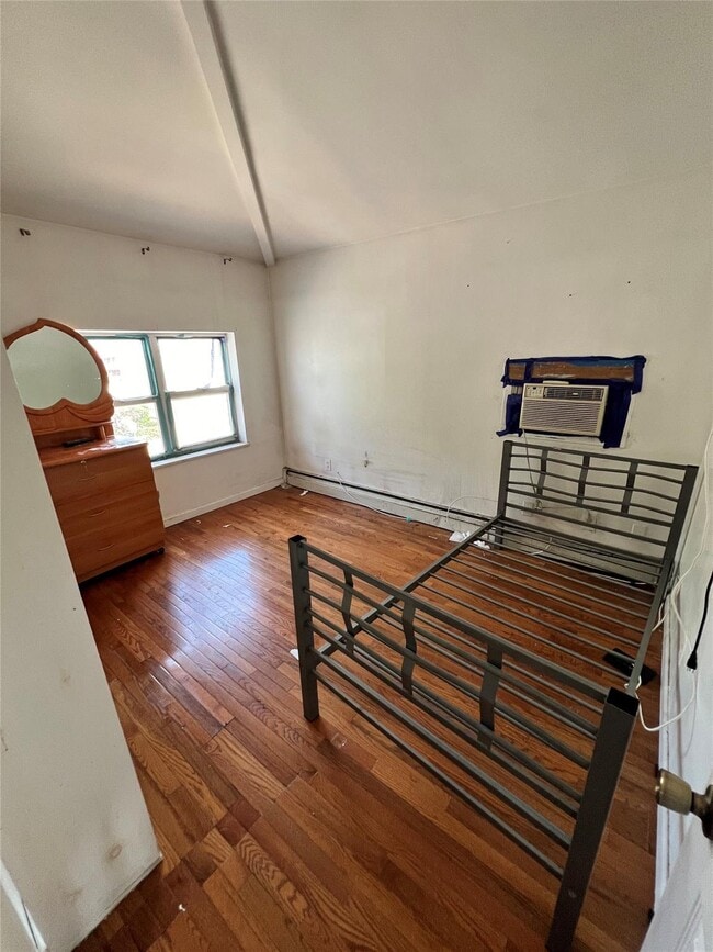 Building Photo - 25-10 94th St