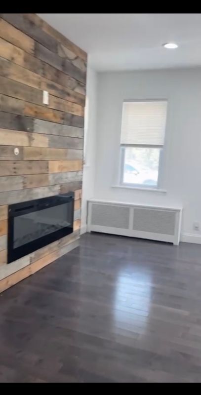 Building Photo - 9 Minetta Pl