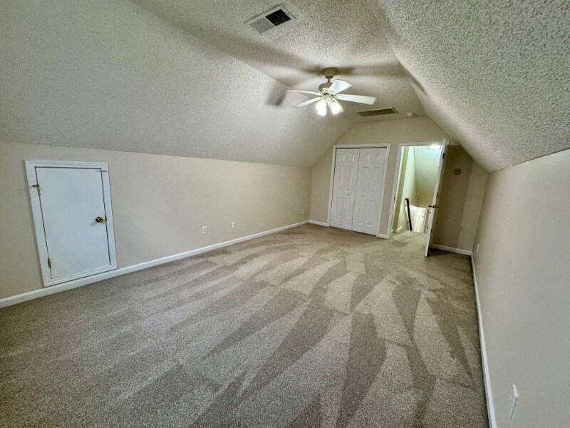 Building Photo - 105 Founders Ridge Rd