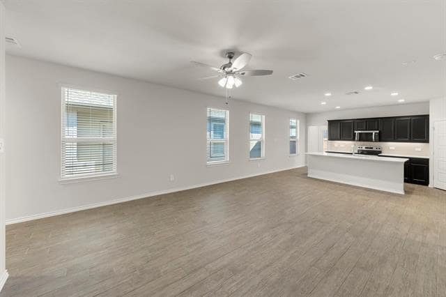 Building Photo - 1713 Mdw Crst Dr