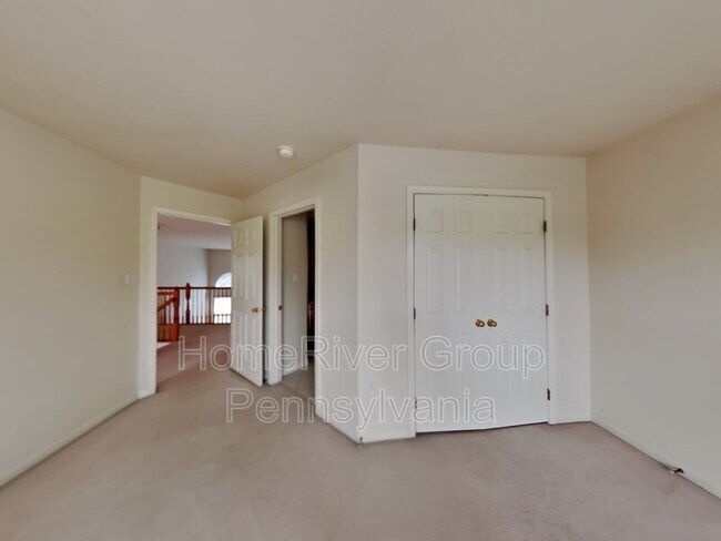 Building Photo - 145 Tanglewood Dr