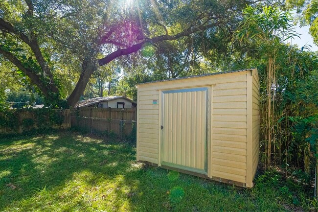 Building Photo - 241 Cantio Ave