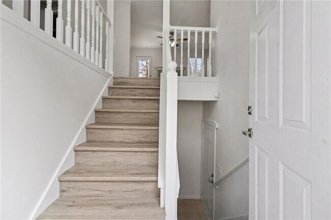 Building Photo - 7797 Mountain Creek Way