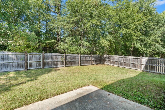 Building Photo - 109 Summer Vale Dr