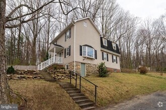 Building Photo - 3140 Basford Rd