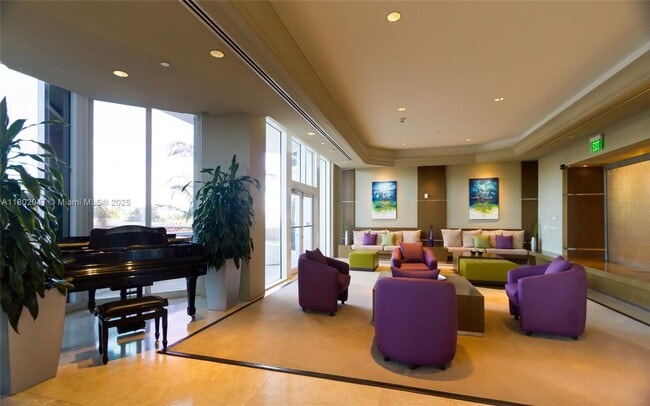 Building Photo - 4775 Collins Ave